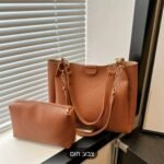 סט תיק לאישה דמוי עור